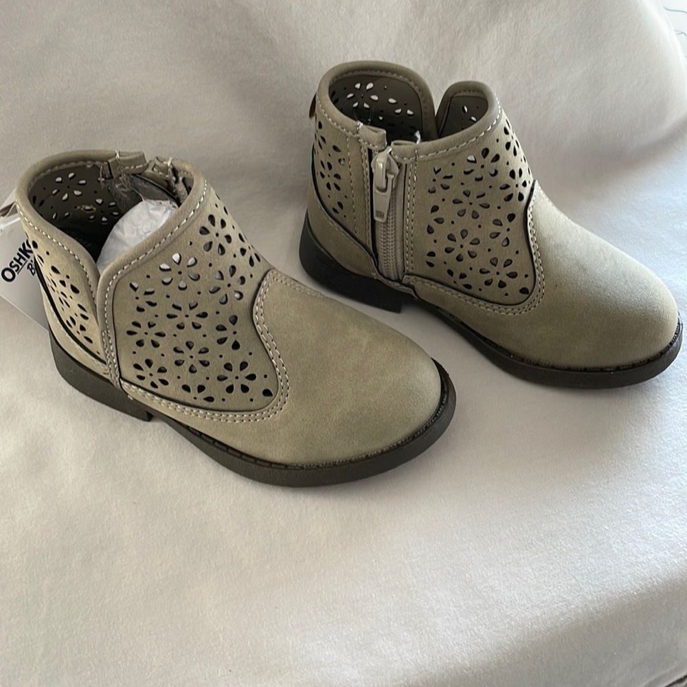 Oshkosh Taupe Toddler Boots